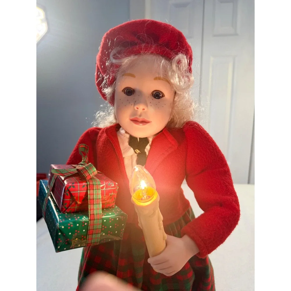Vintage 1993 Holiday Creations NOEL Girl Animated Musical Christmas Figure